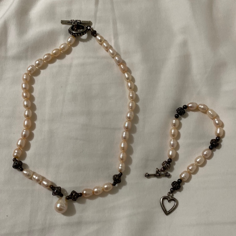 Pearl necklace and matching bracelet with heart toggle closure